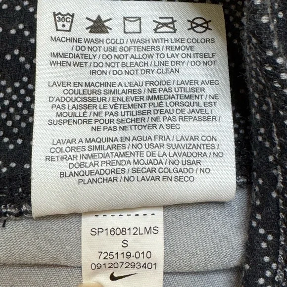 Like New Nike Dri-Fit Black Athletic Leggings Elastic Waist Size Small - Picture 13 of 16